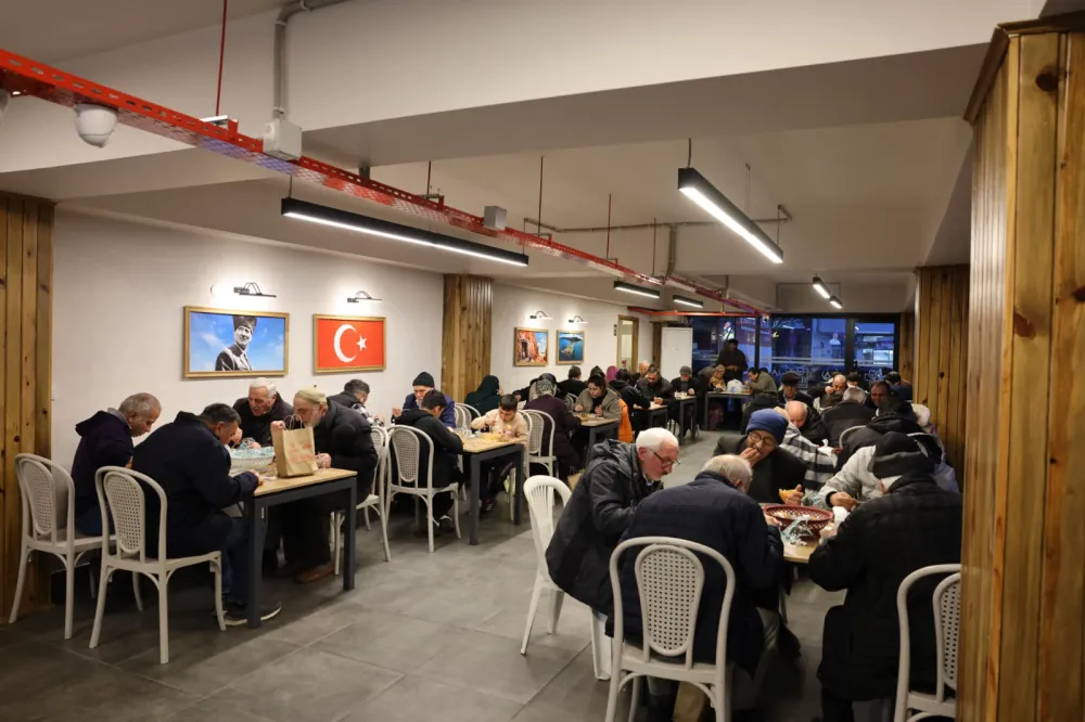 RAMAZAN’IN MANEVİ ATMOSFERİ KENT LOKANTALARINDA YAŞATILDI