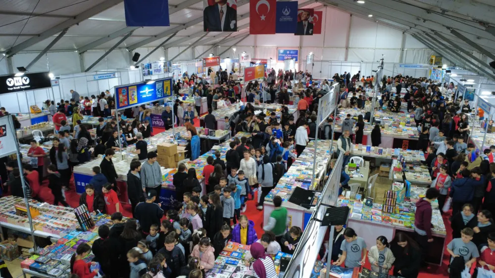 6’NCI ORDU EDEBİYAT VE KİTAP GÜNLERİ ÖĞRENCİLERLE RENKLENİYOR