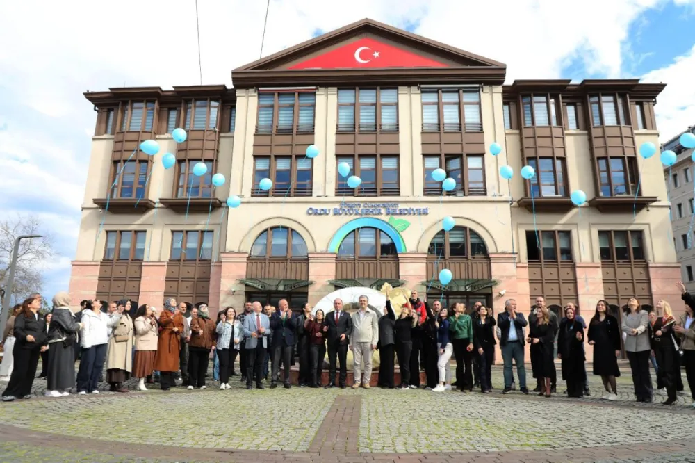 ORDU’DA OTİZM FARKINDALIĞI İÇİN MAVİ BALONLAR GÖKYÜZÜNE BIRAKILDI