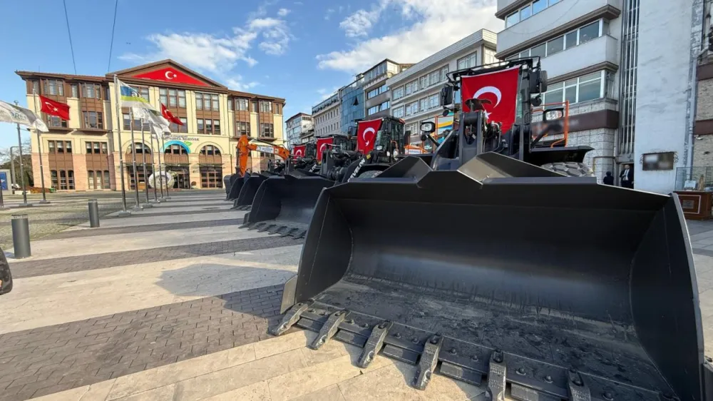 BÜYÜKŞEHİR ARAÇ FİLOSUNU HER GEÇEN GÜN GENİŞLETİYOR