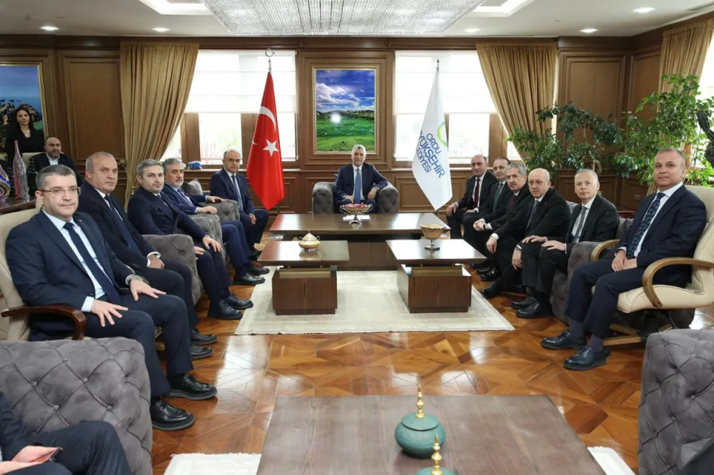 TİCARET BAKANI BOLAT’TAN BÜYÜKŞEHİRE ZİYARET