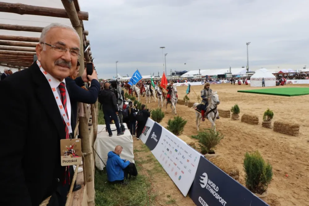 BAŞKAN GÜLER, ETNOSPOR KÜLTÜR FESTİVALİ’NE KATILDI