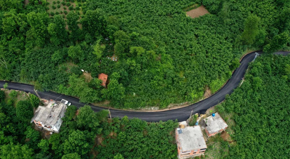 ÇATALPINAR’DA YOL SEVİNCİ