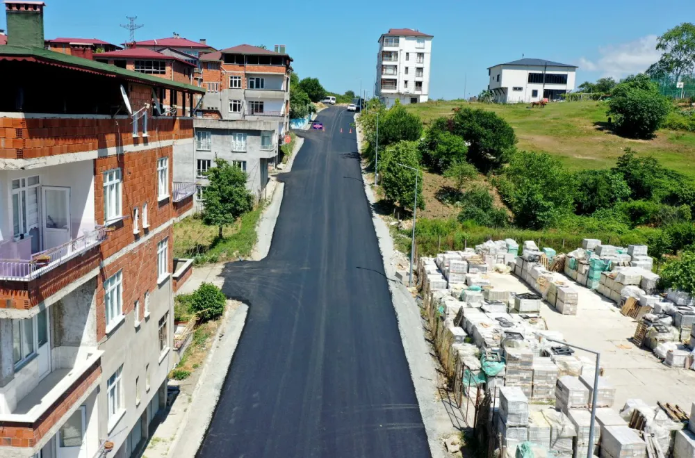 ÜNYE GÜRECÜLÜ MAHALLESİ SICAK ASFALTA KAVUŞTU