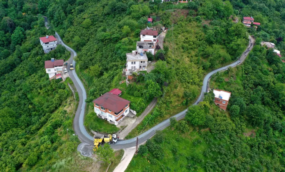 PERŞEMBE YEŞİLKÖY MAHALLESİ ASFALTLANDI