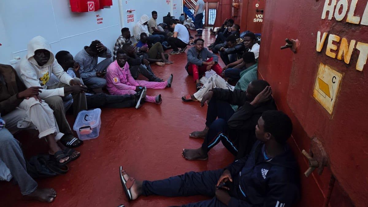 M/V SAFI LION, Doğu Akdeniz’de 39 Kişinin Hayatını Kurtardı