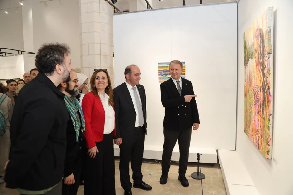 "Güzel Sanatlar Fakültesi Öğretim Üyeleri Karma Sergisi" Taşbaşı Sanat Alanı’nda Açıldı