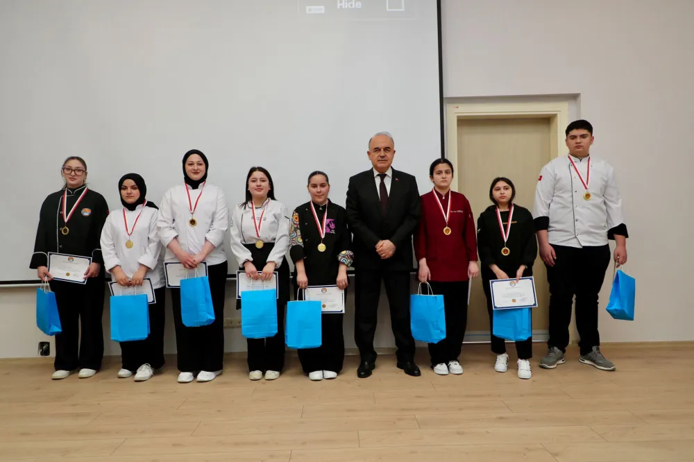 Vali Erol, Gastronomi Festivali’nin Ödül Törenine Katıldı