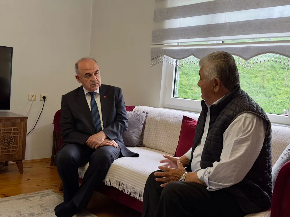 Vali Erol’dan Şehit Ailelerine Babalar Günü Ziyareti