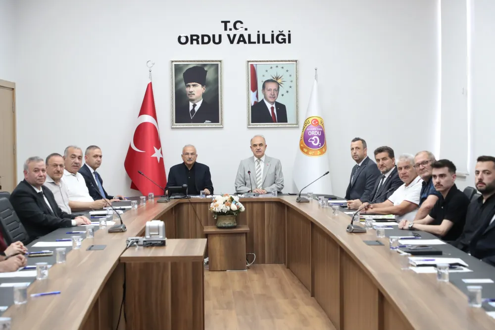 Vali Erol, Ağaç, Orman ve Mobilya Sektörü Temsilcileri İle Bir Araya Geldi